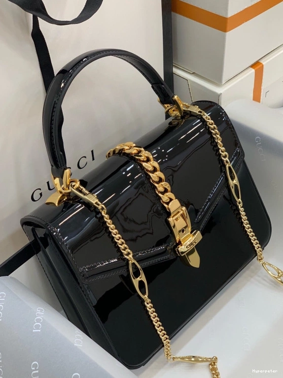 Hyper Peter GUCCI PATENT 1969 BAG HANDLE LEATHER TOP Sylvie MINI 0710